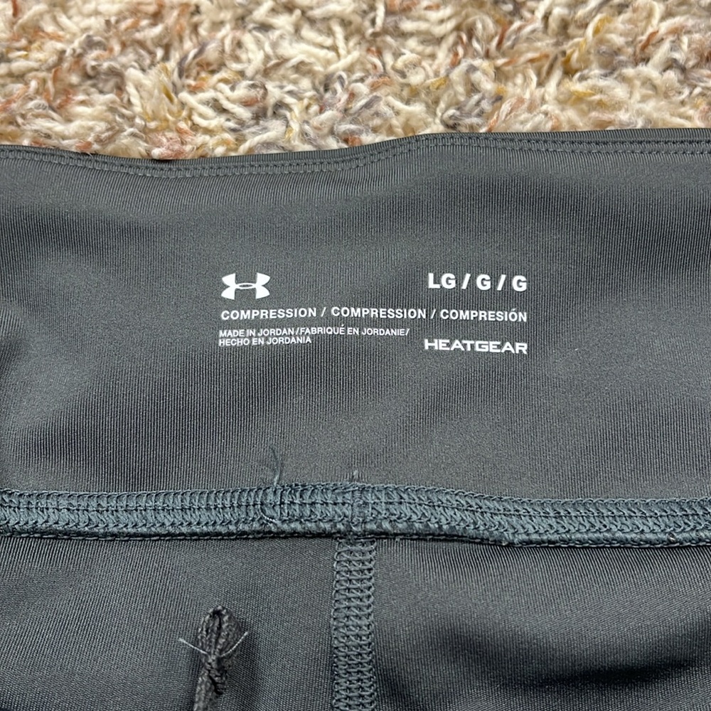Under Armour Compression Pants NWT - Picture 2 of 3